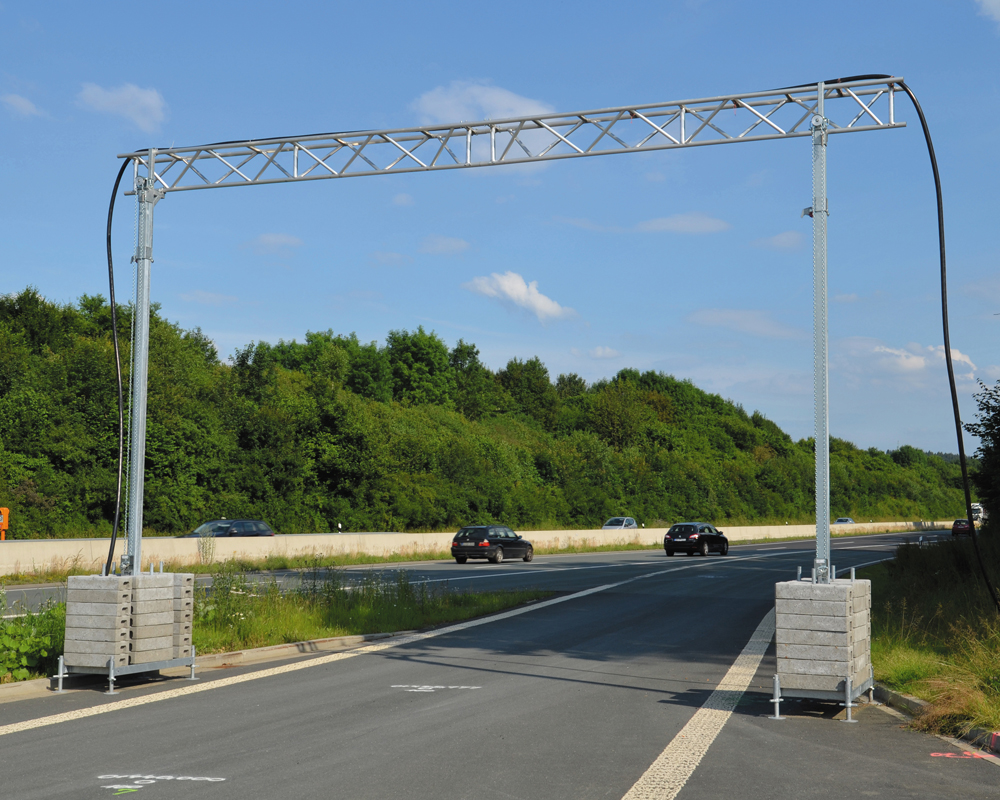 - Kabelbrücke